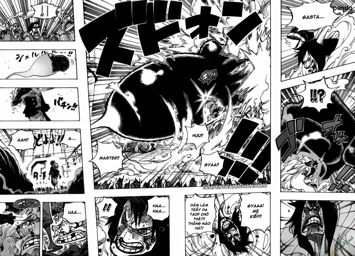 One Piece Chapter 689 - 11