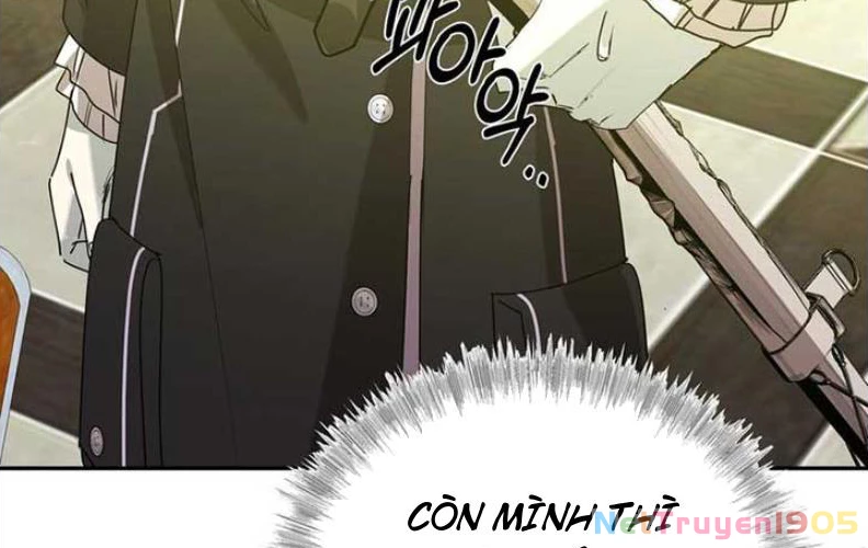 Sống Như Đứa Con Được Cưng Chiều Của Bạo Chúa Chapter 12 - 202
